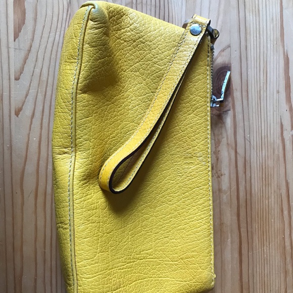 Kate Spade yellow wristlet - Picture 8 of 8